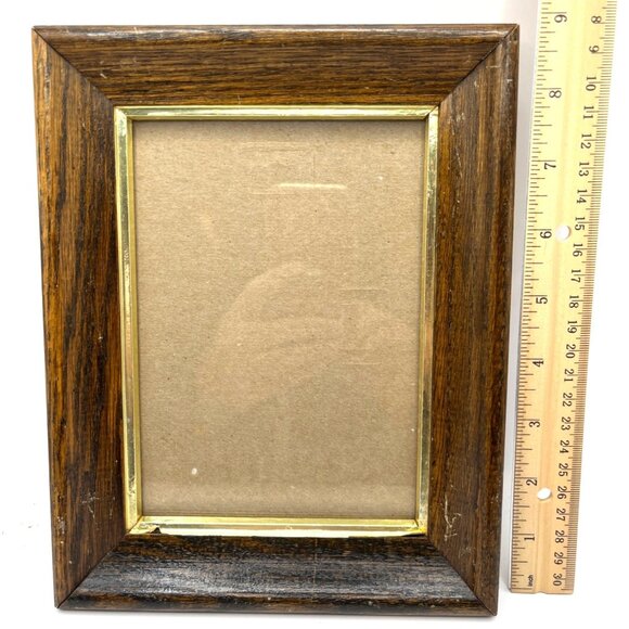 Vintage Wooden Photo Frame With Gold-Tone Trim Rectangular 5x7 Inch Classic Desi - Picture 1 of 5